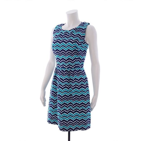 Vineyard Vines Chevron Whale Tail Blue White Dress Size 2 - Picture 1 of 8